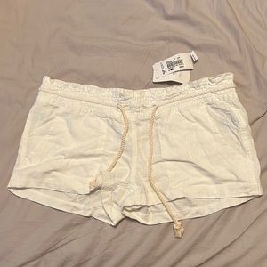 roxy beach shorts